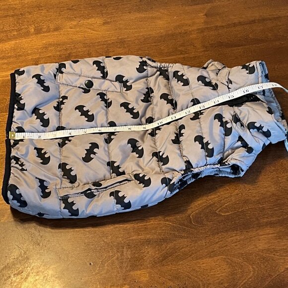 H&M puffer vest batman grey boy toddler 4-5 - Picture 9 of 10